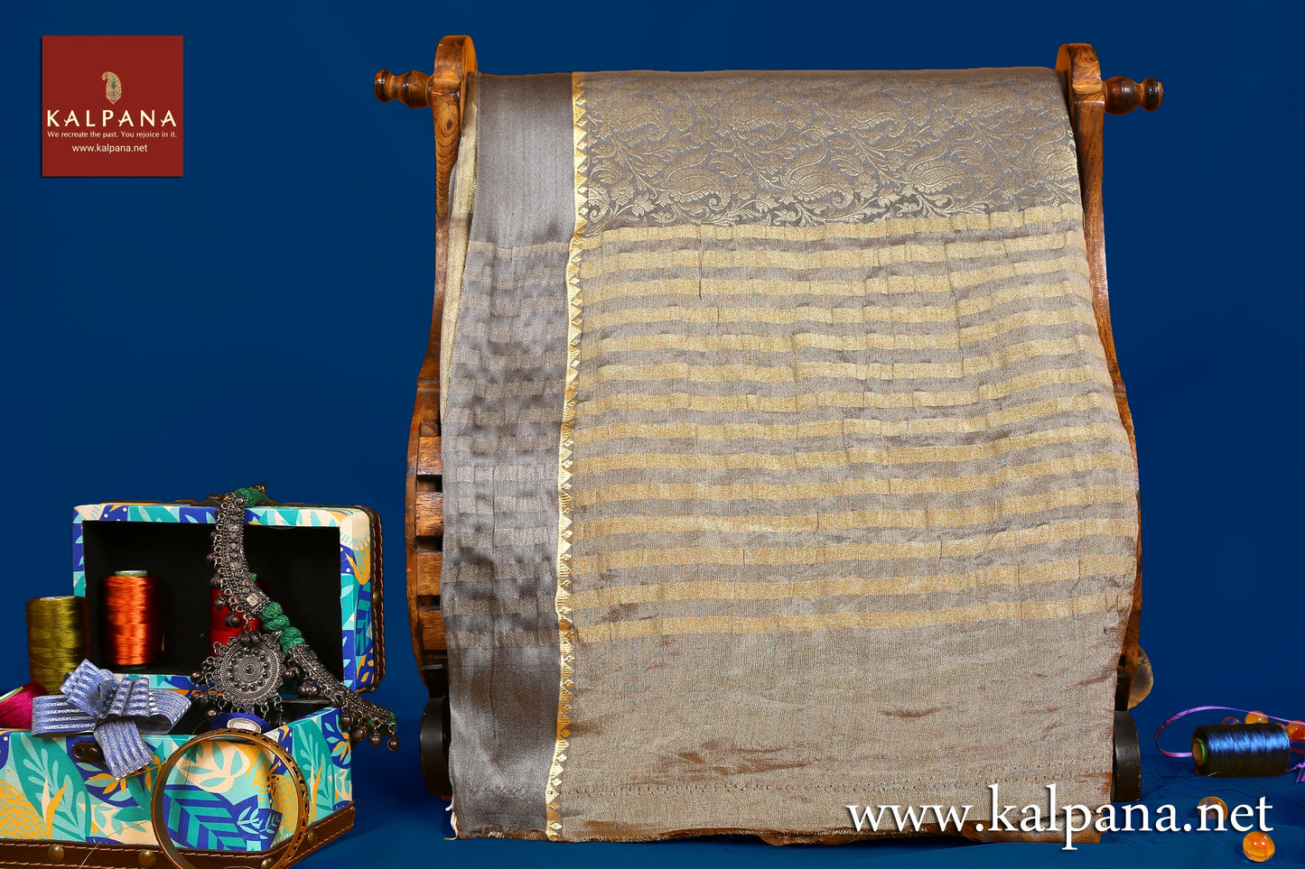 Grey Bangalore Handloom Pure Georgette Saree - Kalpana