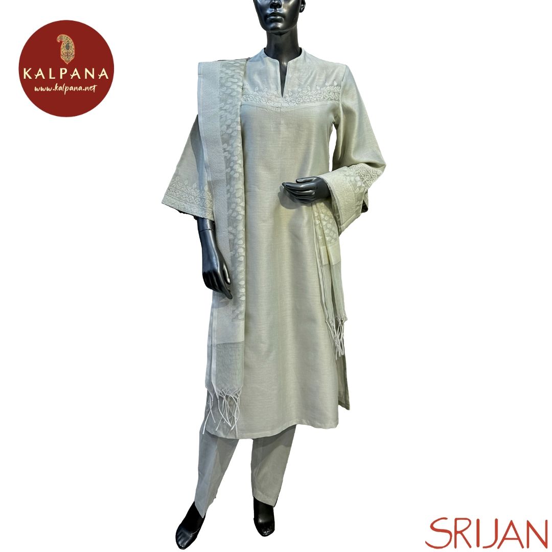 Top : Jamdani A Line Pista Chanderi Shirt and round neck with opening Neckline.
Dupatta: It comes with Pista color Woven Zari Woven Supernet Dupatta.
Bottom : The Cambric Plain Pista color Pants.
Perfect for Semi,Formal,Wear. Recommended for Summer season(s). Dry Clean Only
Country Of Origin:India
Weight: 500 gms