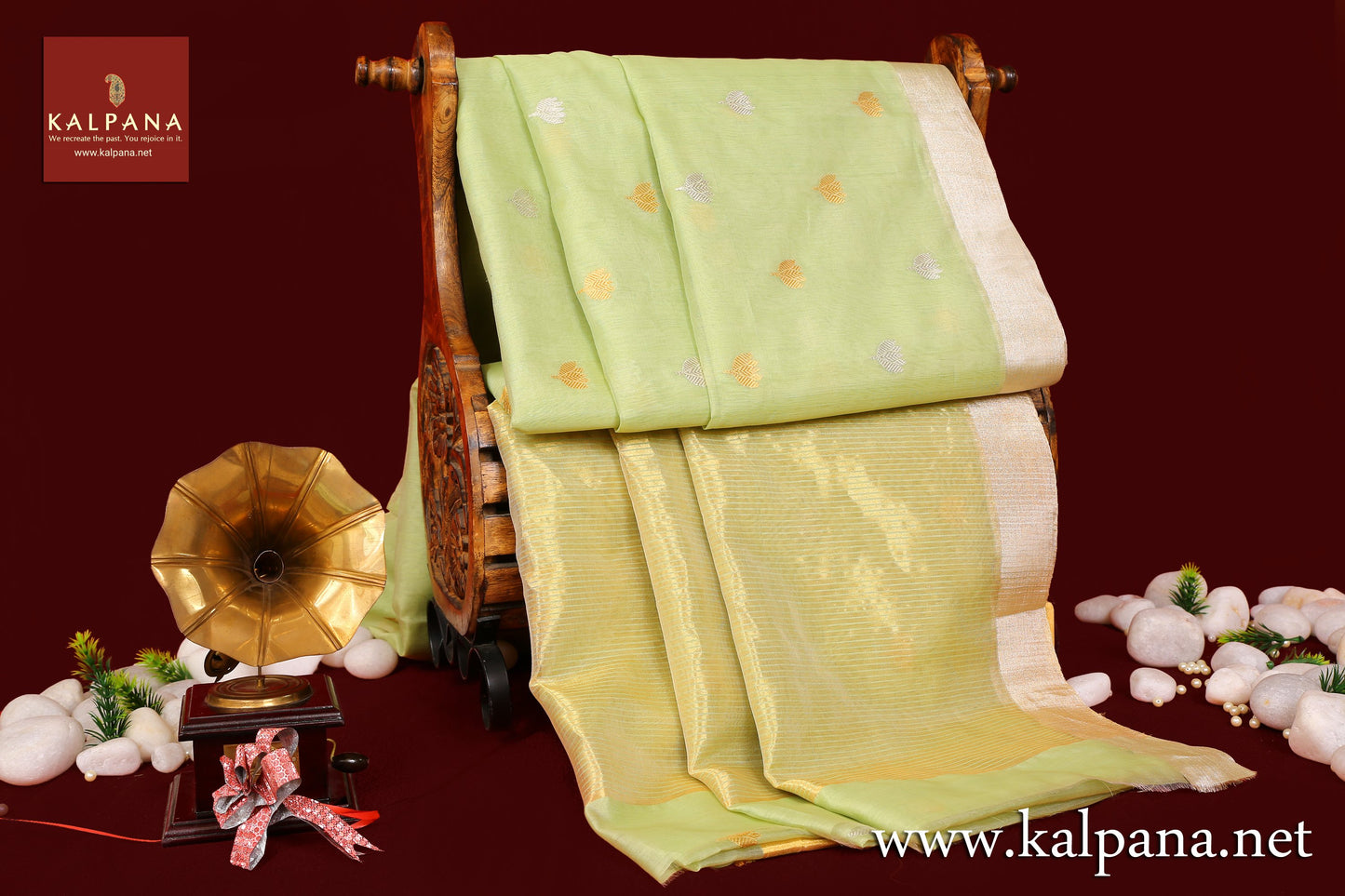 Chanderi Handloom Pure Cotton Saree with All Over Motifs and Woven Zari Border. The Palla is Woven Zari. It comes with Self Colored Plain Unstitched Blouse with Zari Border. Perfect for Semi Formal Wear. Recommended for Summer season(s). Dry Clean Only