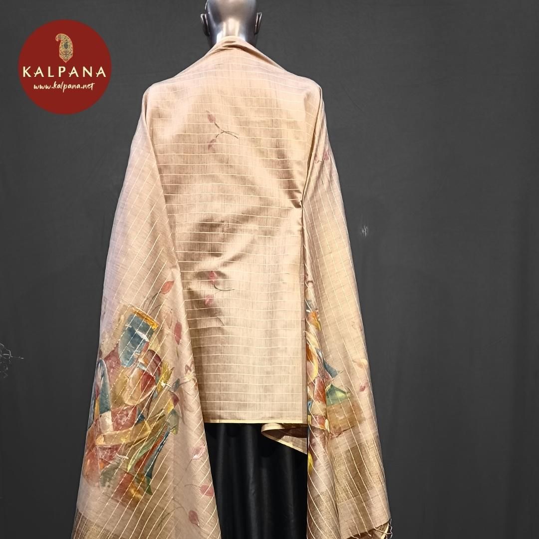 Grey Hand Painted Pure Munga Silk Dupatta with Woven Zari Border. The Palla is Woven Zari. Perfect for Semi Formal Wear in All season(s). Dry Clean Only.
Length: 2.4 mts
Country Of Origin:India
Weight: 200 gms