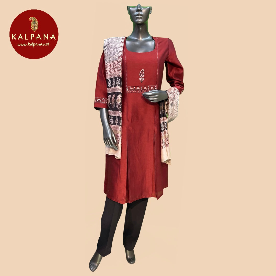 A Line Pure Chanderi Salwar Kameez with Designer Placement Plain with Embroidery.TheNeckline is Embroidered It comes with Contrast matched Light Tussar Beige color Printed Block Chanderi Dupatta with Printed Palla & Border. The Cotton Salwar is Black. Perfect for Multi Occasion Wear. Recommended for Festive season(s). Dry Clean Only
Country Of Origin:India
Weight: 500 gms