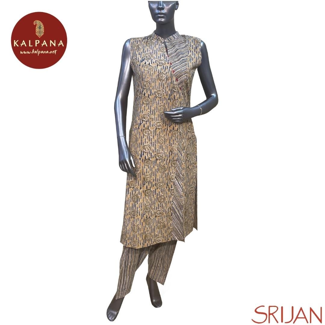 Top : Kalamkari Angarakha Line Pure Cotton Shirt with All Over Printed and Self Border.
Bottom : The Cotton Salwar is Green.
Perfect for Semi Formal Wear. Recommended for Summer season(s). Dry Clean Only
Country Of Origin:India
Weight: 300 gms