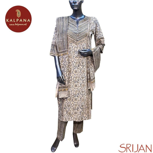 Top : Kalamkari Princess Line Pure Cotton Shirt with All Over Printed and Self Border.
Dupatta: It comes with Self matched Green color Printed Malmal Dupatta with Printed Border.
Bottom : The Cotton Pant is Green.
Perfect for Semi Formal Wear. Recommended for Summer season(s). Dry Clean Only
Country Of Origin:India
Weight: 350 gms