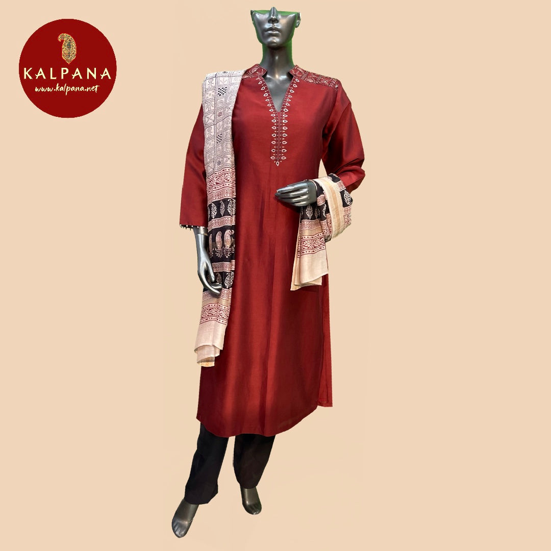 A Line Pure Chanderi Salwar Kameez with Designer Placement Plain with Embroidery.TheNeckline is Embroidered It comes with Contrast matched Light Tussar Beige color Printed Block Chanderi Dupatta. The Chanderi Salwar is Black. Perfect for Multi Occasion Wear. Recommended for Festive season(s). Dry Clean Only
Country Of Origin:India
Weight: 500 gms
