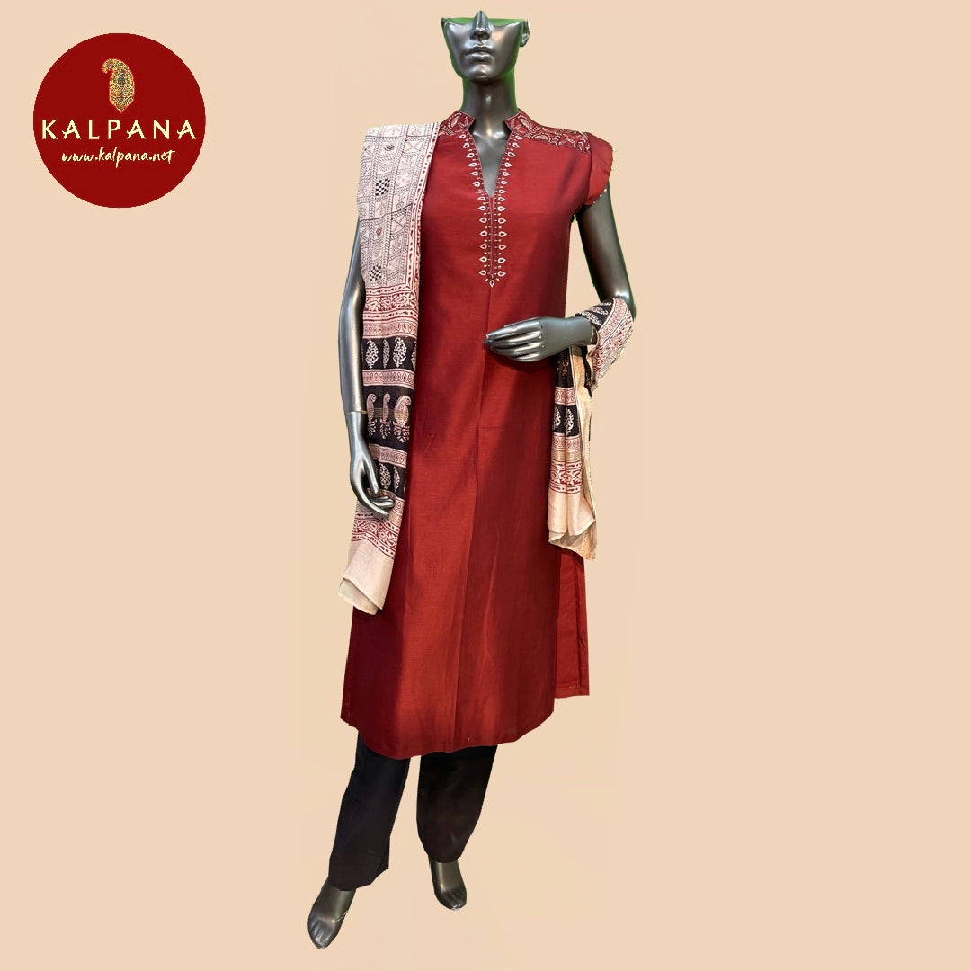 A Line Pure Chanderi Salwar Kameez with Designer Placement Plain with Embroidery.TheNeckline is Embroidered It comes with Contrast matched Light Tussar Beige color Printed Block Chanderi Dupatta. The Chanderi Salwar is Black. Perfect for Multi Occasion Wear. Recommended for Festive season(s). Dry Clean Only
Country Of Origin:India
Weight: 500 gms