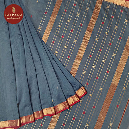Handloom Pure Maheshwari Cotton Saree with All Over Motifs and Contrast Border. The Palla is Zari. It comes with Self Colored Plain Unstitched Blouse with Zari Border. Perfect for Multi Occasion Wear. Recommended for Festive season(s). Dry Clean Only
Saree 5.4 mts
Blouse 0.8 mts
Country Of Origin:India
Weight: 500 gms