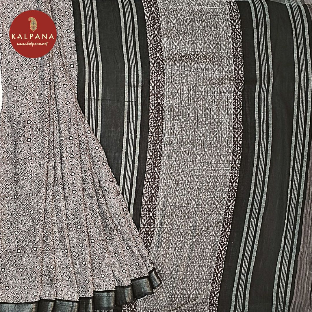 Printed Blended Linen Saree with All Over Printed and Zari Border. The Palla is Zari. It comes with Contrast Colored Printed Unstitched Blouse with . Perfect for Multi Occasion Wear. Recommended for Festive season(s). Dry Clean Only
Saree 5.4 mts
Blouse 0.8 mts
Country Of Origin:India
Weight: 500 gms