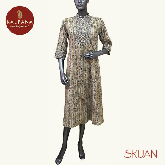 Kalamkari Angarakha Pure Cotton Dress. Perfect for Semi Formal Wear. Recommended for Summer season(s). Dry Clean Only
Country Of Origin:India
Weight: 300 gms